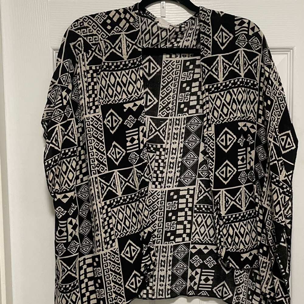 Geometric Black and White Women's Top
